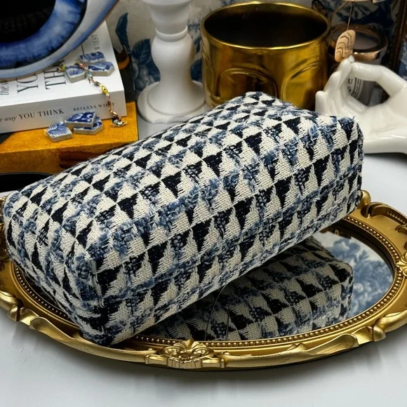 🆕TORY BURCH 🧿 NWT Kira Chevron Tweed Small Convertible Shoulder Bag, Tory Navy - Picture 8 of 14